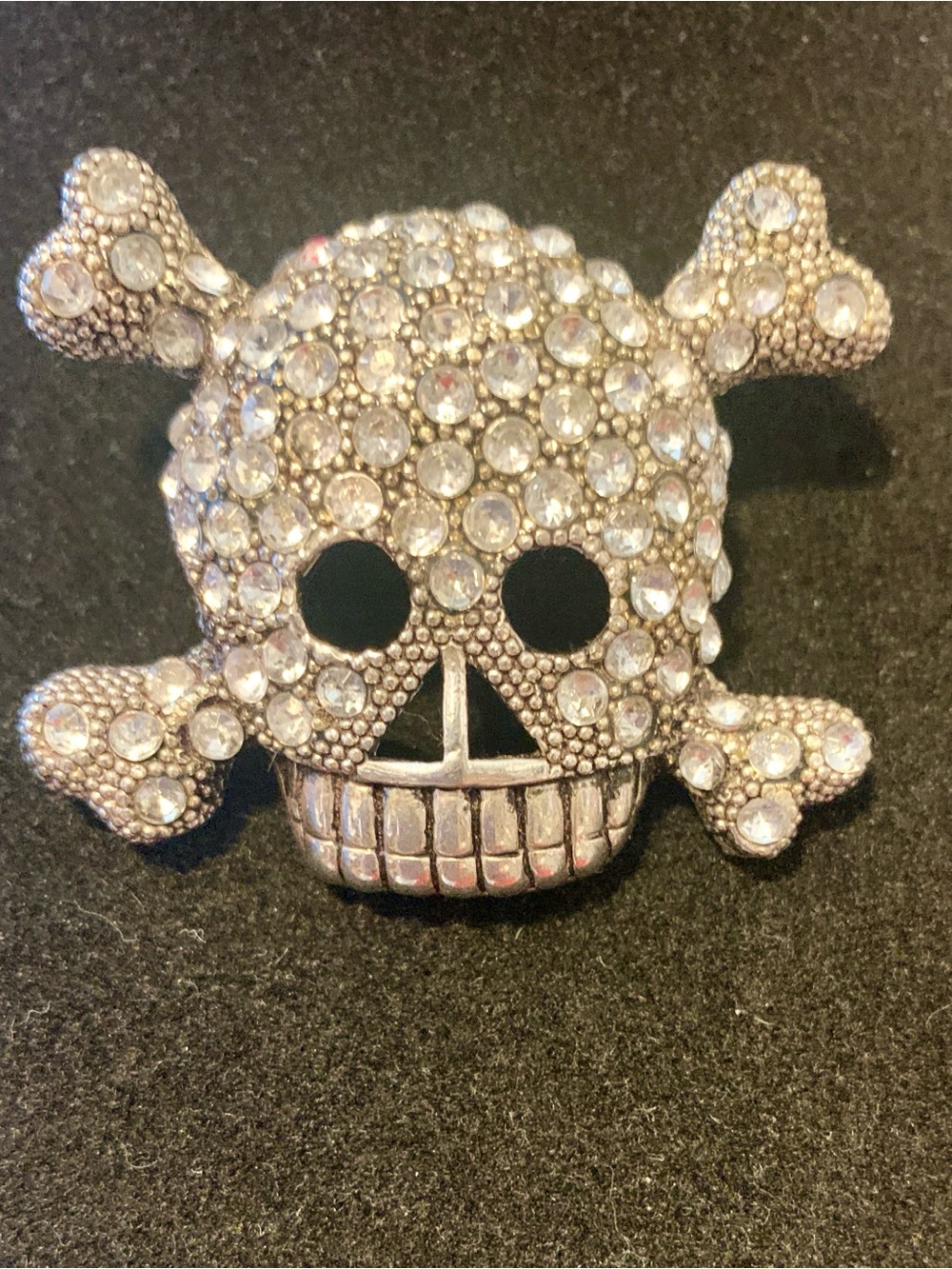 Crystal Skull & Crossbones Brooch - Clear Rhinestone Silver Tone